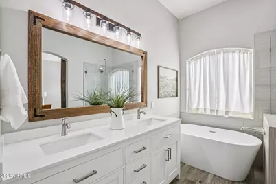 681 E Ranch Road, Gilbert, AZ 85296 - Photo 16