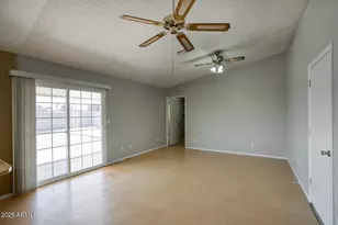 9403 W Sunnyslope Ln, Peoria, AZ 85345 - Photo 6