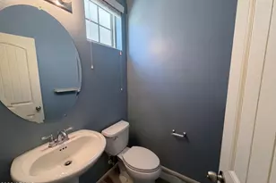 7763 W Pipestone Pl, Phoenix, AZ 85035 - Photo 10