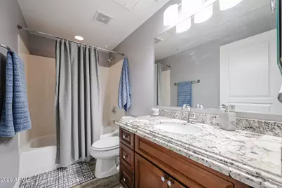 20660 N 40th Street #2032, Phoenix, AZ 85050 - Photo 24