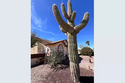 10361 W Buena Vista Drive, Arizona City, AZ 85123 - Photo 6