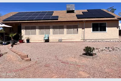 10361 W Buena Vista Drive, Arizona City, AZ 85123 - Photo 54