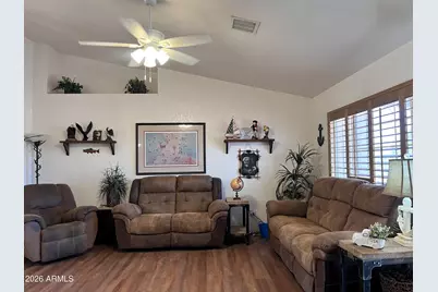 10361 W Buena Vista Drive, Arizona City, AZ 85123 - Photo 16