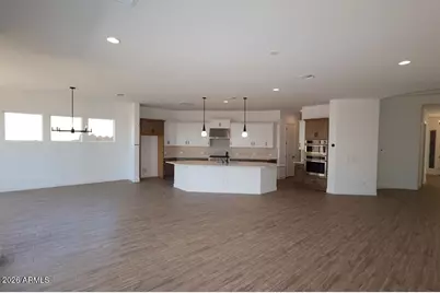 21671 W Devonshire Avenue, Buckeye, AZ 85396 - Photo 4
