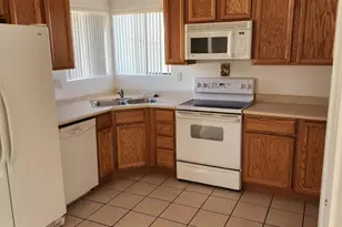 14222 N Brunswick Dr, Fountain Hills, AZ 85268 - Photo 4