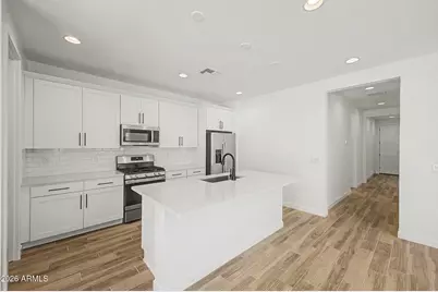 18182 W Elizabeth Avenue, Goodyear, AZ 85338 - Photo 2