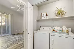 2929 W Yorkshire Dr, Phoenix, AZ 85027 - Photo 6