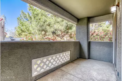 2929 W Yorkshire Drive #2074, Phoenix, AZ 85027 - Photo 14