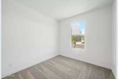 18191 W Elizabeth Avenue, Goodyear, AZ 85338 - Photo 22