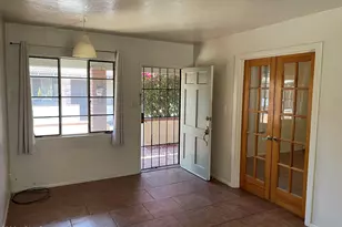 385 E Coronado Rd, Phoenix, AZ 85004 - Photo 6