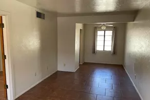 385 E Coronado Rd, Phoenix, AZ 85004 - Photo 8