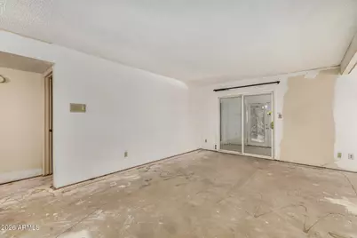 9347 E Sun Lakes Boulevard N, Sun Lakes, AZ 85248 - Photo 10