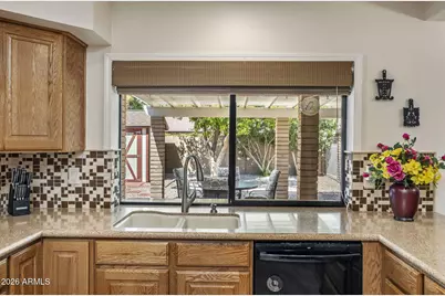 410 E Carol Ann Way, Phoenix, AZ 85022 - Photo 8