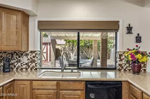 410 E Carol Ann Way, Phoenix, AZ 85022 - Photo 8