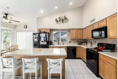 11622 N 76th Drive, Peoria, AZ 85345 - Photo 10