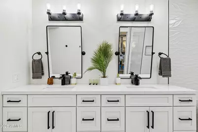 14241 N 54th Street, Scottsdale, AZ 85254 - Photo 18