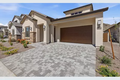 21262 W Mariposa Street, Buckeye, AZ 85396 - Photo 2