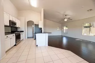 556 N Overland, Mesa, AZ 85207 - Photo 2