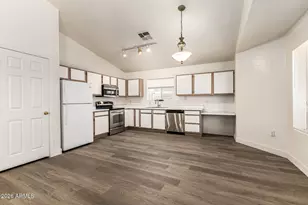 417 N Shaylee Ln, Gilbert, AZ 85234 - Photo 12