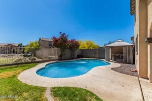 10925 W College Dr, Phoenix, AZ 85037 - Photo 30
