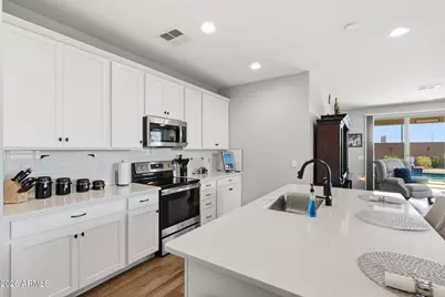 188 S Naples Lane, Casa Grande, AZ 85122 - Photo 14