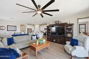 188 S Naples Ln, Casa Grande, AZ 85122 - Photo 8