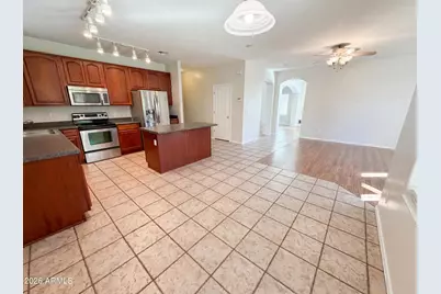16131 W Port Royale Lane, Surprise, AZ 85379 - Photo 2