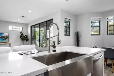 2601 N 27th Street #4, Phoenix, AZ 85008 - Photo 14