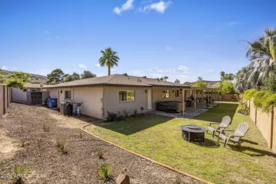 138 W Surrey Avenue, Phoenix, AZ 85029 - Photo 26