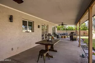 138 W Surrey Ave, Phoenix, AZ 85029 - Photo 30