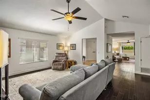 138 W Surrey Ave, Phoenix, AZ 85029 - Photo 10