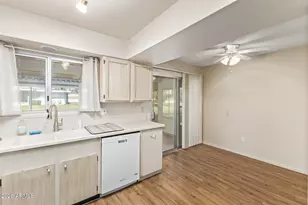 17670 N Del Webb Blvd, Sun City, AZ 85373 - Photo 16