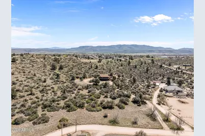 17839 S Pinon Lane, Peeples Valley, AZ 86332 - Photo 20
