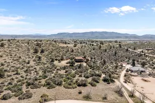 17839 S Pinon Ln, Peeples Valley, AZ 86332 - Photo 20