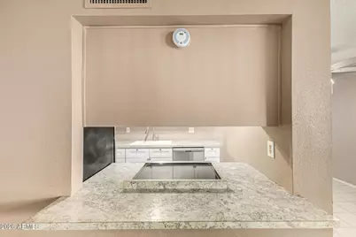 8417 N 34th Avenue, Phoenix, AZ 85051 - Photo 14