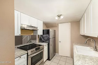 8417 N 34th Avenue, Phoenix, AZ 85051 - Photo 12