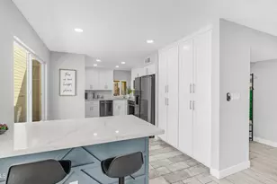 610 E Royal Palm Square N, Phoenix, AZ 85020 - Photo 10