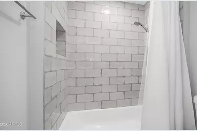 610 E Royal Palm Square N, Phoenix, AZ 85020 - Photo 12