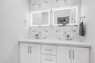 610 E Royal Palm Square N, Phoenix, AZ 85020 - Photo 18