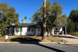 2327 N 31st St, Phoenix, AZ 85008 - Photo 1