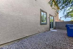 3803 S 54th Ln, Phoenix, AZ 85043 - Photo 34