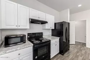 3803 S 54th Ln, Phoenix, AZ 85043 - Photo 4