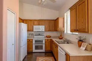 8820 E Rainier Dr, Gold Canyon, AZ 85118 - Photo 6