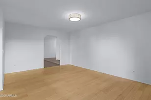 571 W Myrna Ln, Chandler, AZ 85225 - Photo 10