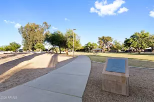 571 W Myrna Ln, Chandler, AZ 85225 - Photo 36