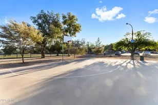 571 W Myrna Ln, Chandler, AZ 85225 - Photo 34