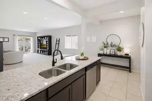 25965 W Via del Sol Dr, Buckeye, AZ 85396 - Photo 10