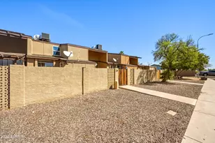 3646 N 67th Ave, Phoenix, AZ 85033 - Photo 20