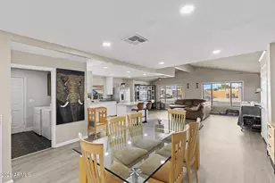 10817 W Sack Dr, Peoria, AZ 85373 - Photo 4