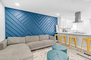 5238 W Acapulco Ln, Glendale, AZ 85306 - Photo 8